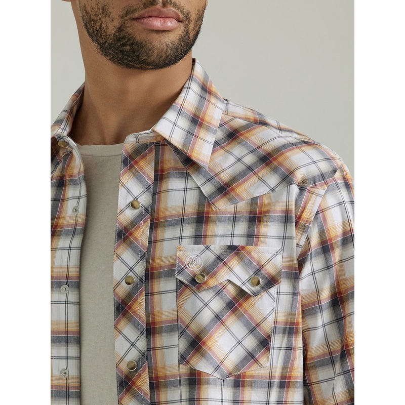 Wrangler Mens XLT Retro Long Sleeve Modern Fit Shirt