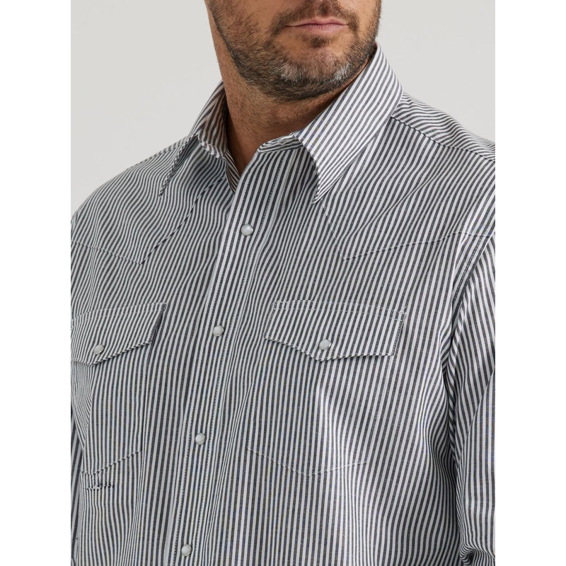 Wrangler Mens XXL Wrinkle Resist Black Plaid Shirt